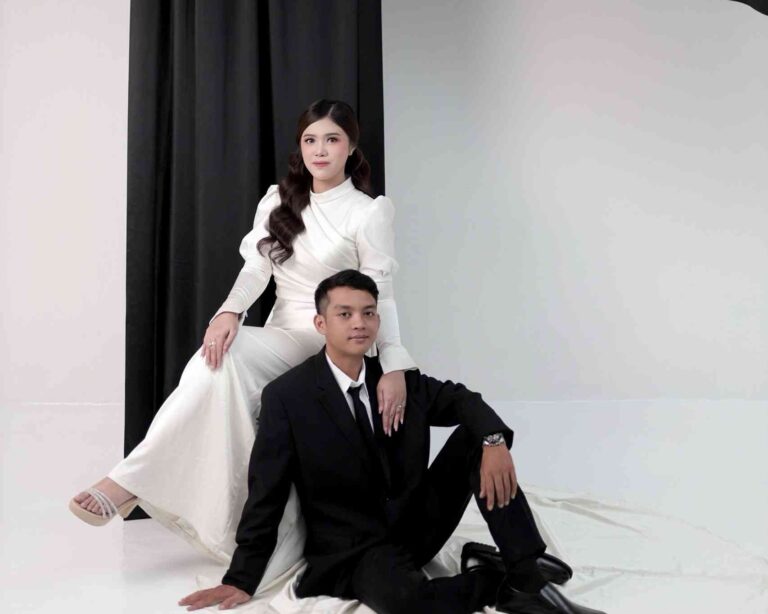 Niar & Iqbal